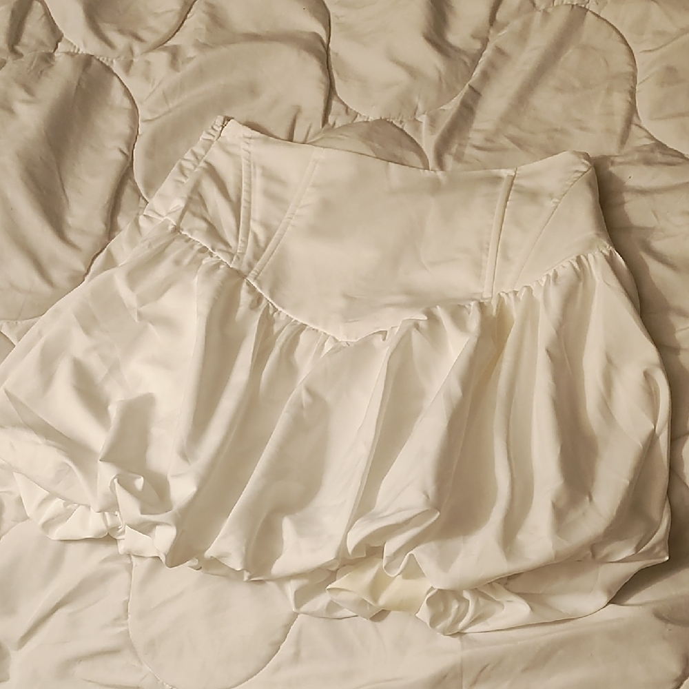 Elegant White Skirt